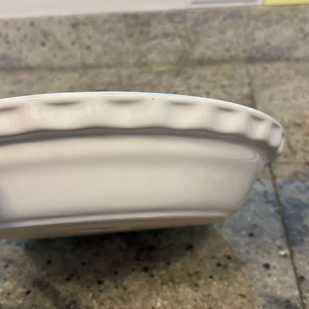 Chantal White Stoneware Deep Dish Pie Dish Pie Plate